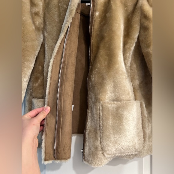 LOFT Coat. Brand New With Tag. Size Small. Never Worn - Picture 5 of 8